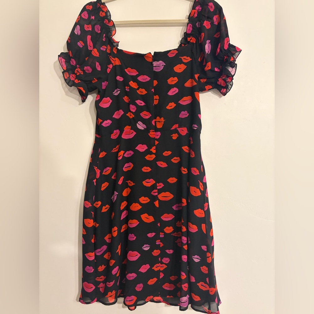 Betsey Johnson lip-print a-line mini dress size 8 / medium lace up romantic - Picture 2 of 8